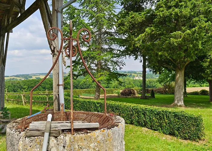 Le Solquirit - Avec Piscine Et Vue Imprenable Holiday home Condom